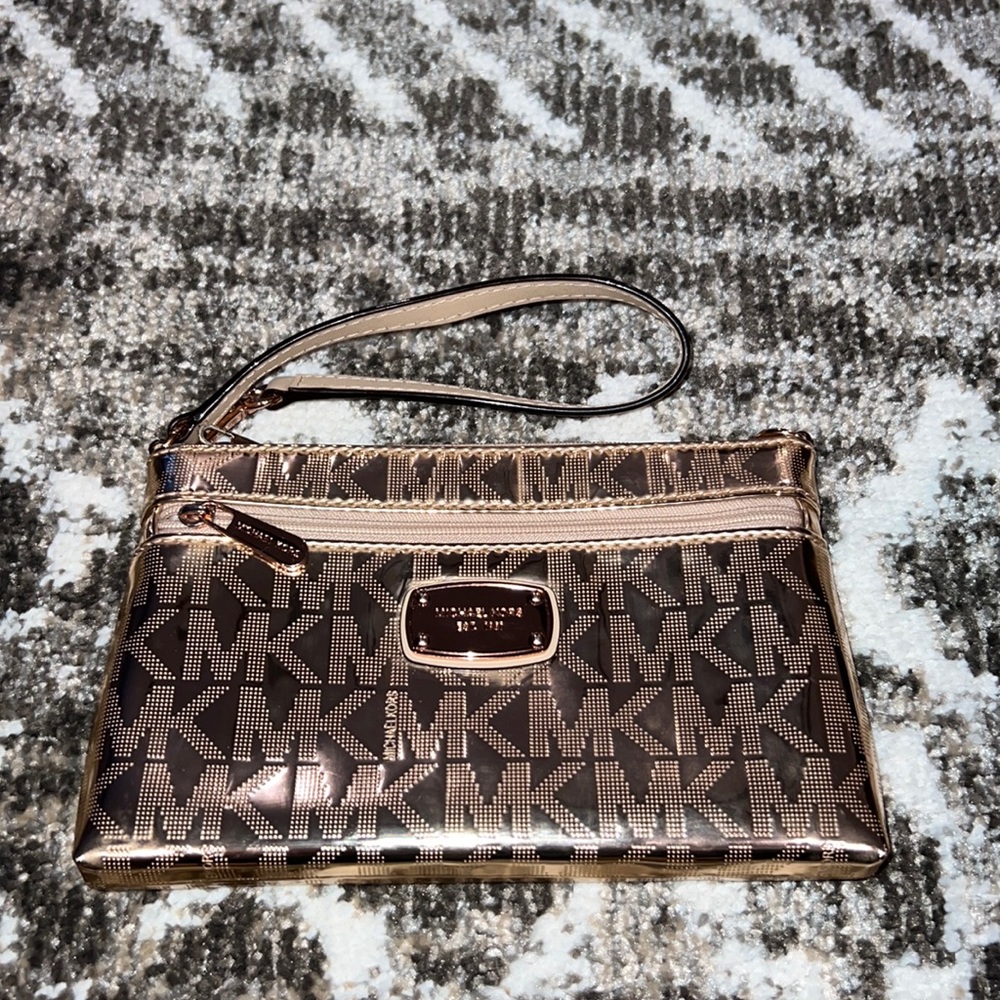 Rose gold Michael Kors clutch